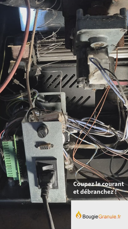 Regardez la vidéo montrant comment remplacer la bougie d’allumage de votre poêle à granulés